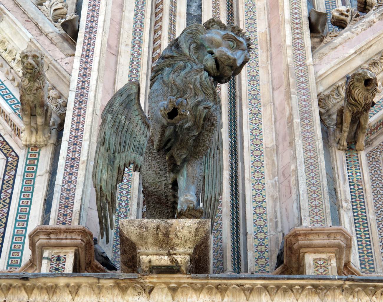 The Lion: Symbol of St Mark by MAITANI, Lorenzo