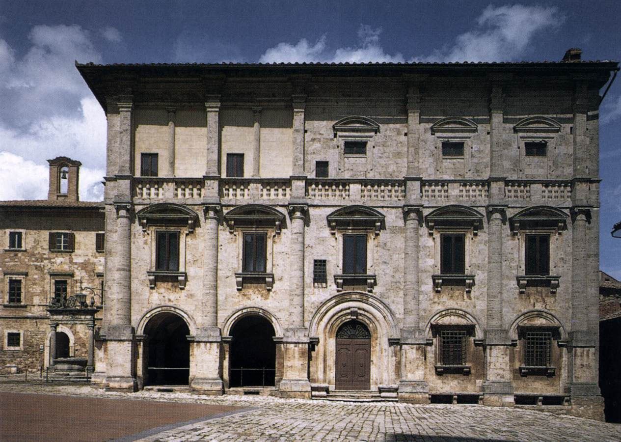 Palazzo Nobili Tarugi: Façade by BOSCOLI, Tommaso di Pietro