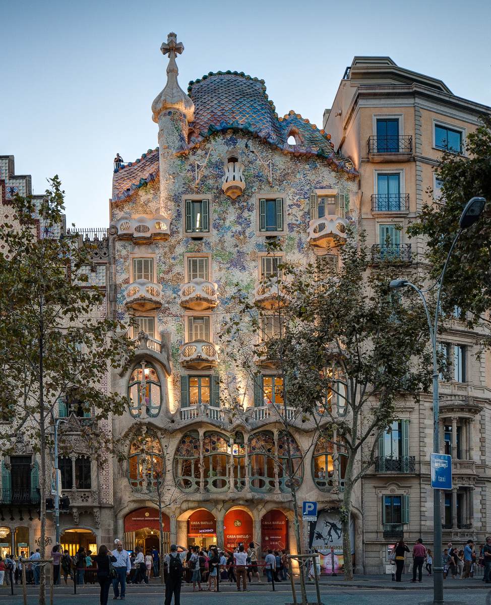 Casa Batlló: façade by