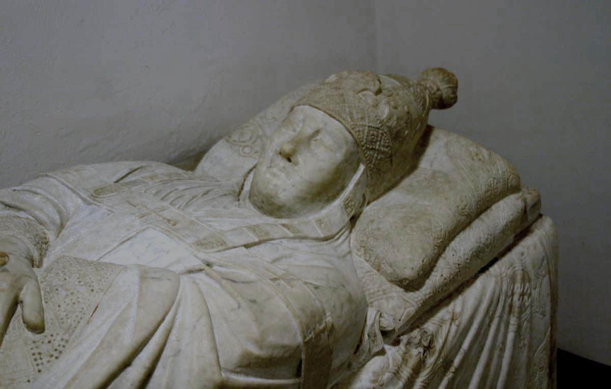 Tomb of Boniface VIII (detail) by ARNOLFO DI CAMBIO