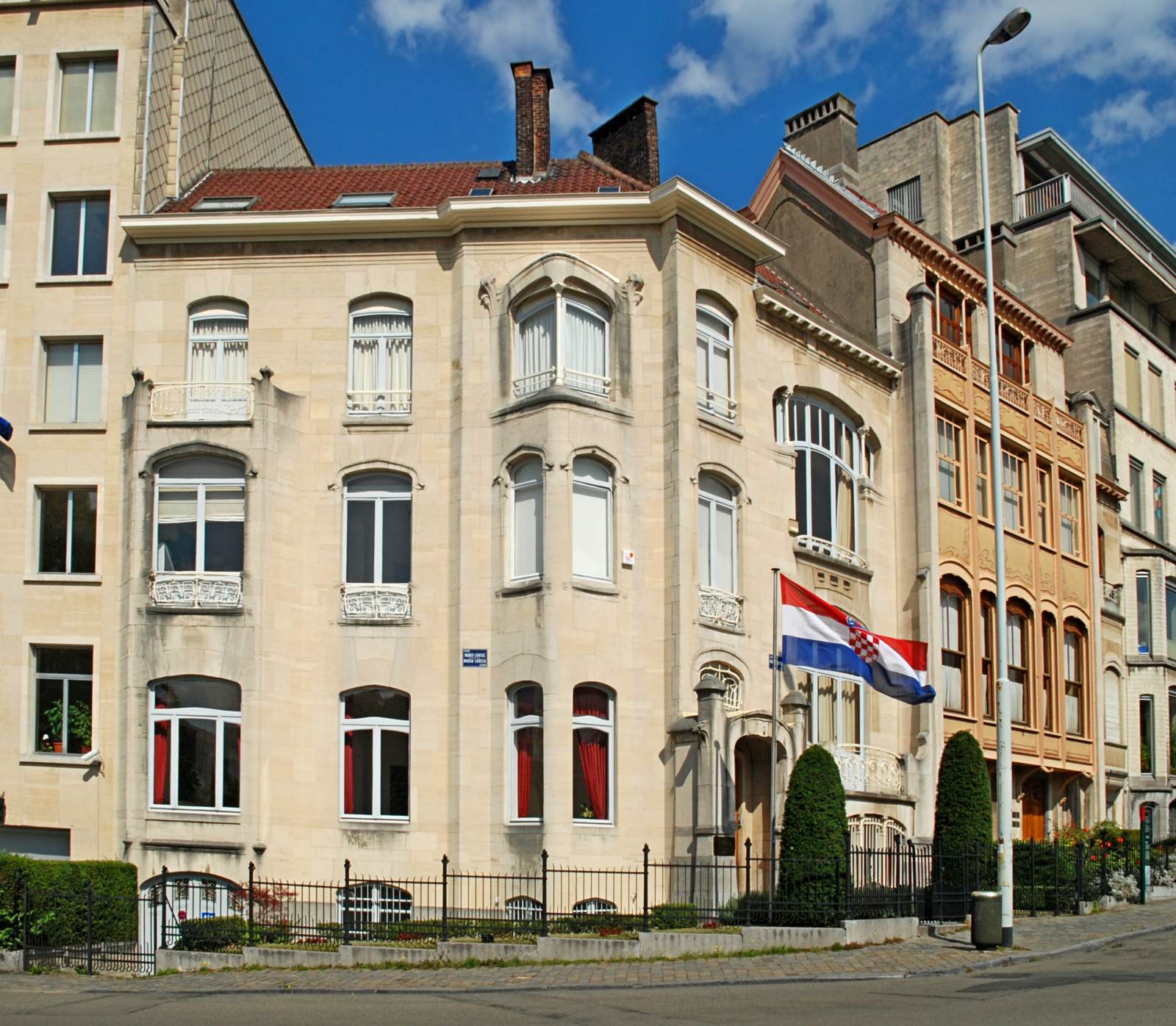 Hôtel van Eetvelde: general view by