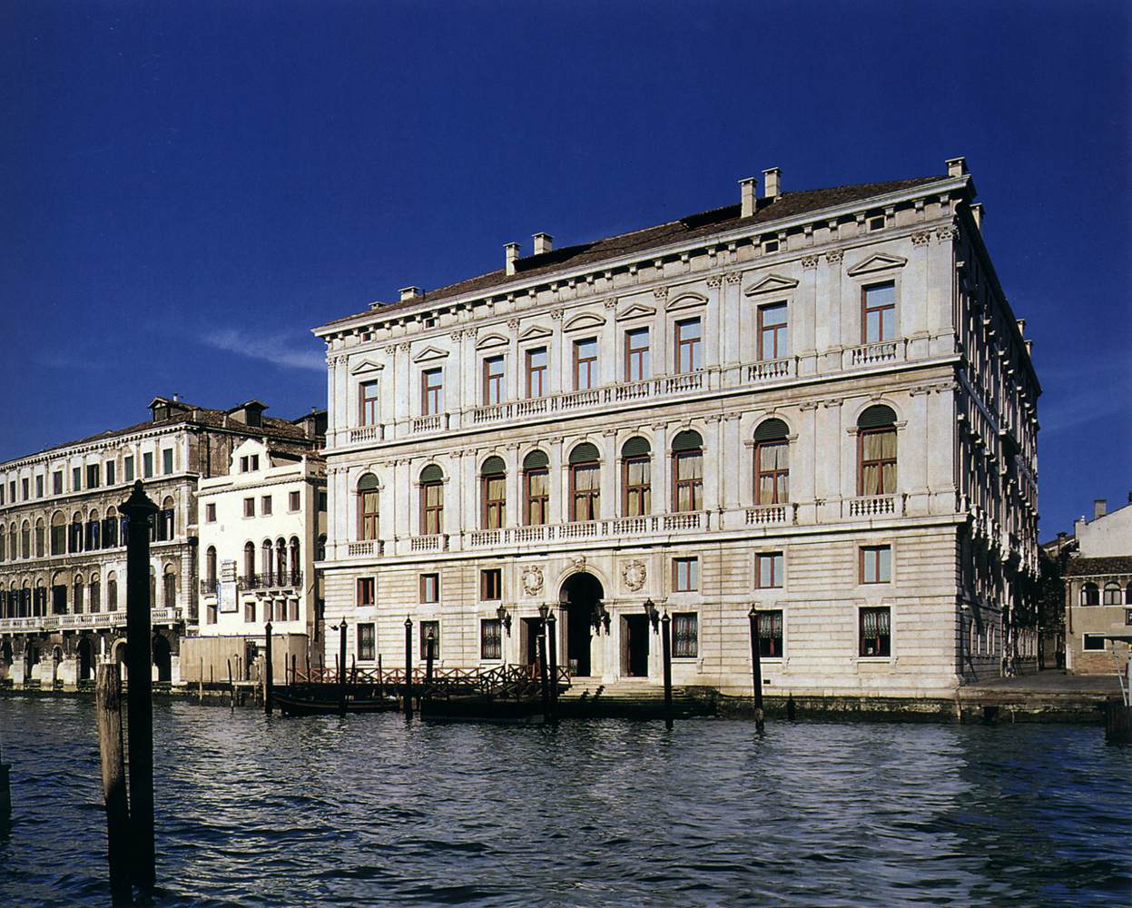 Palazzo Grassi: Exterior view by MASSARI, Giorgio