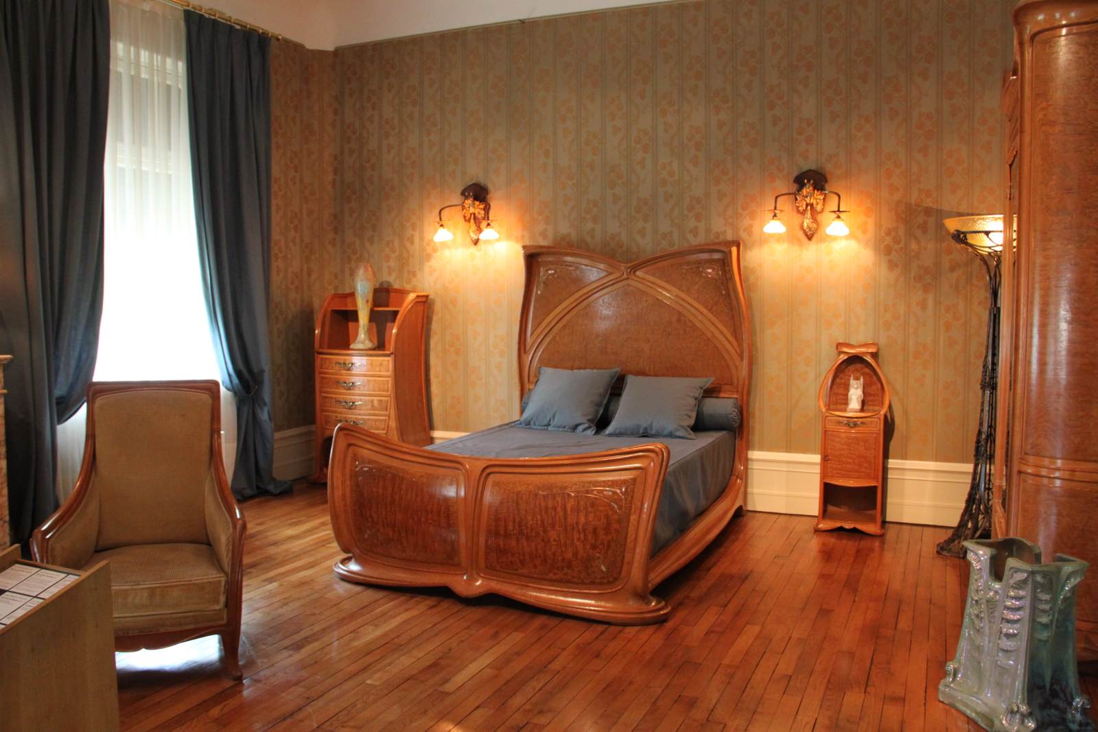 Bedroom furniture from the Villa Majorelle by