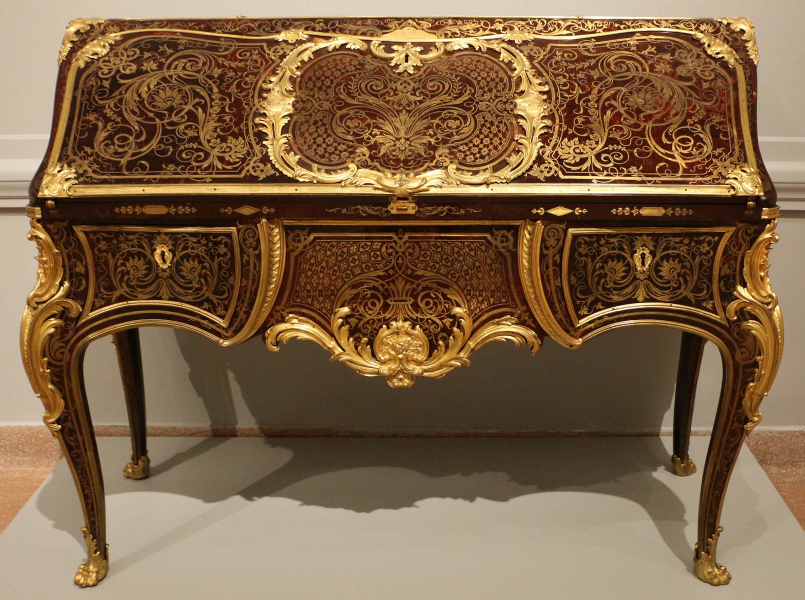 Slant-front desk with Boulle marquetry by