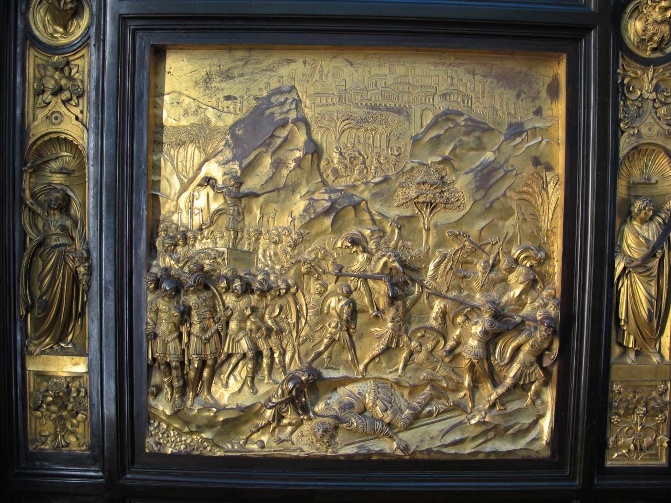 Panel No. 9: David and Goliath by GHIBERTI, Lorenzo