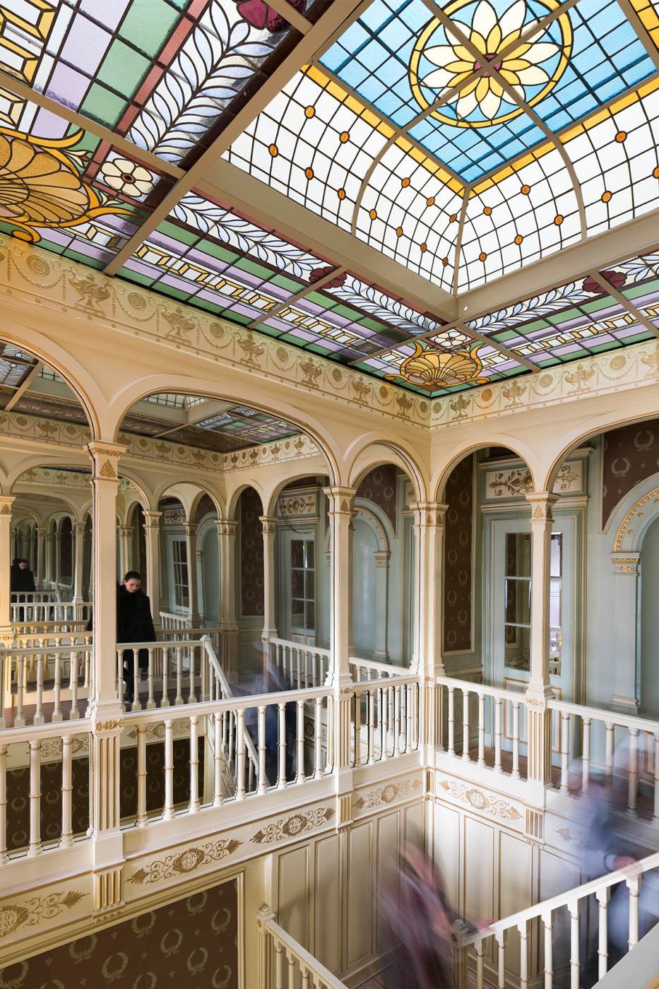 Maison Saint-Cyr: interior by STRAUVEN, Gustave