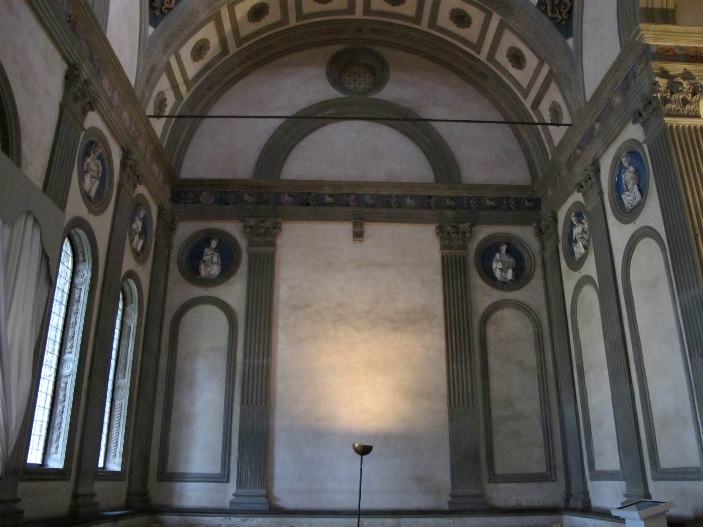 View of the interior by BRUNELLESCHI, Filippo