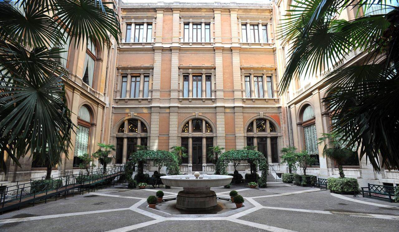 Palazzo Montecitorio: Courtyard of Honour by BASILE, Ernesto