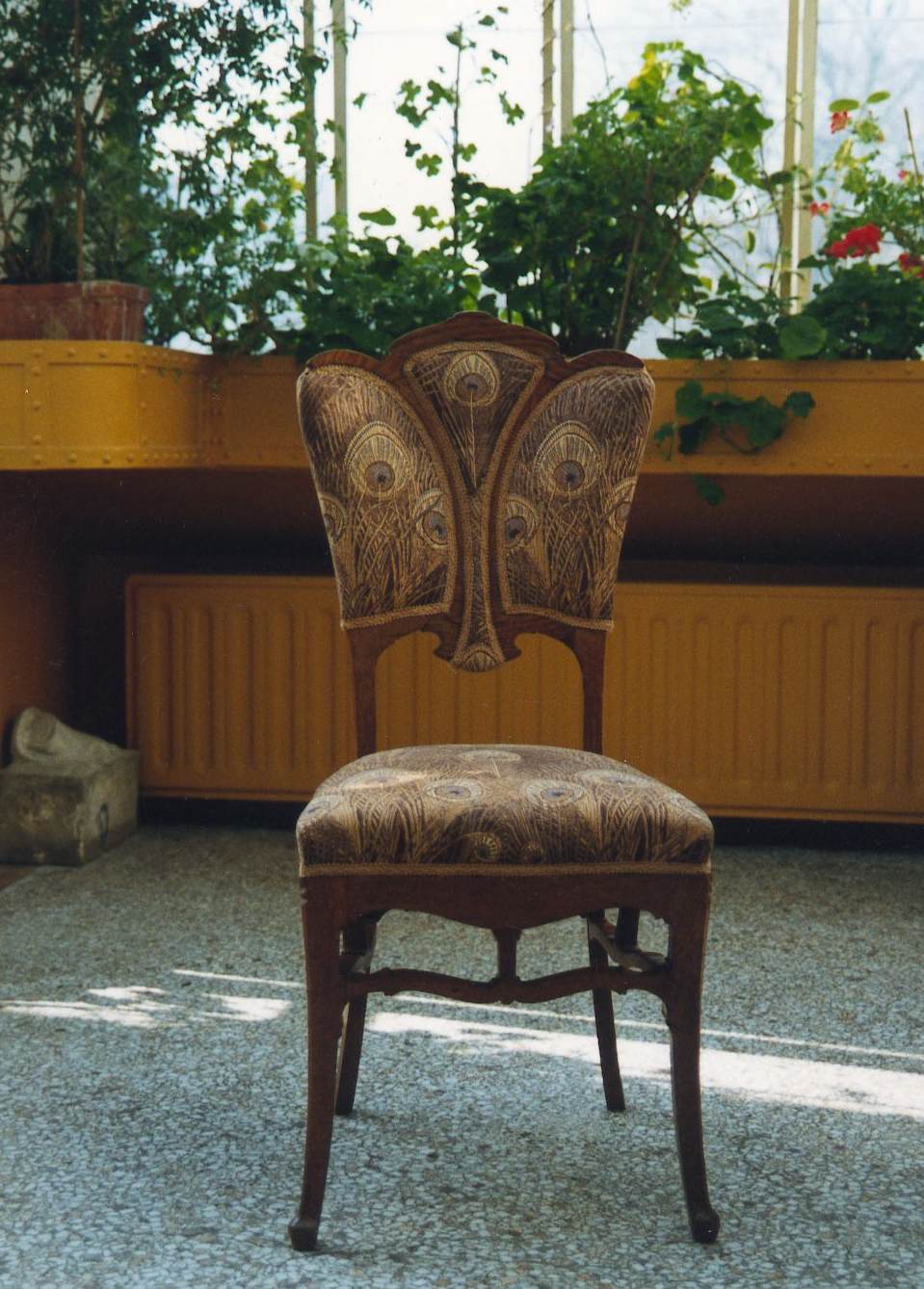 Chair by HORTA, Victor