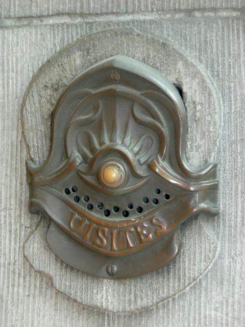 Hôtel Solvay: doorbell by