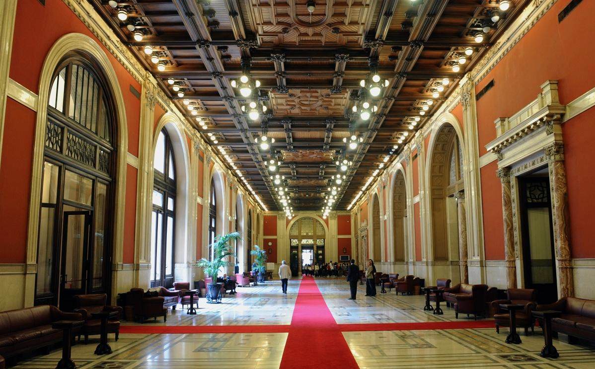 Palazzo Montecitorio: interior by