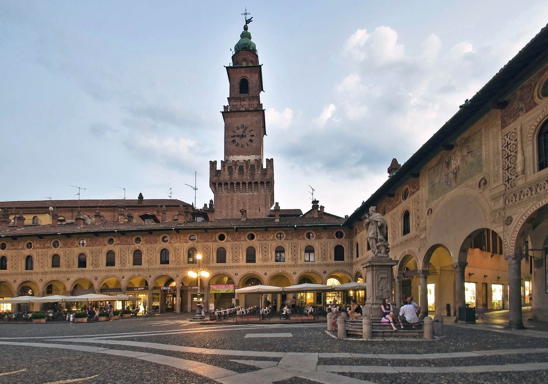 General view by BRAMANTE, Donato