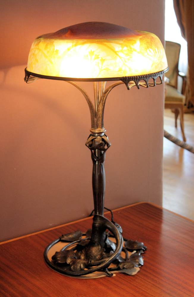 Ombelles (Umbel) table lamp by MAJORELLE, Louis