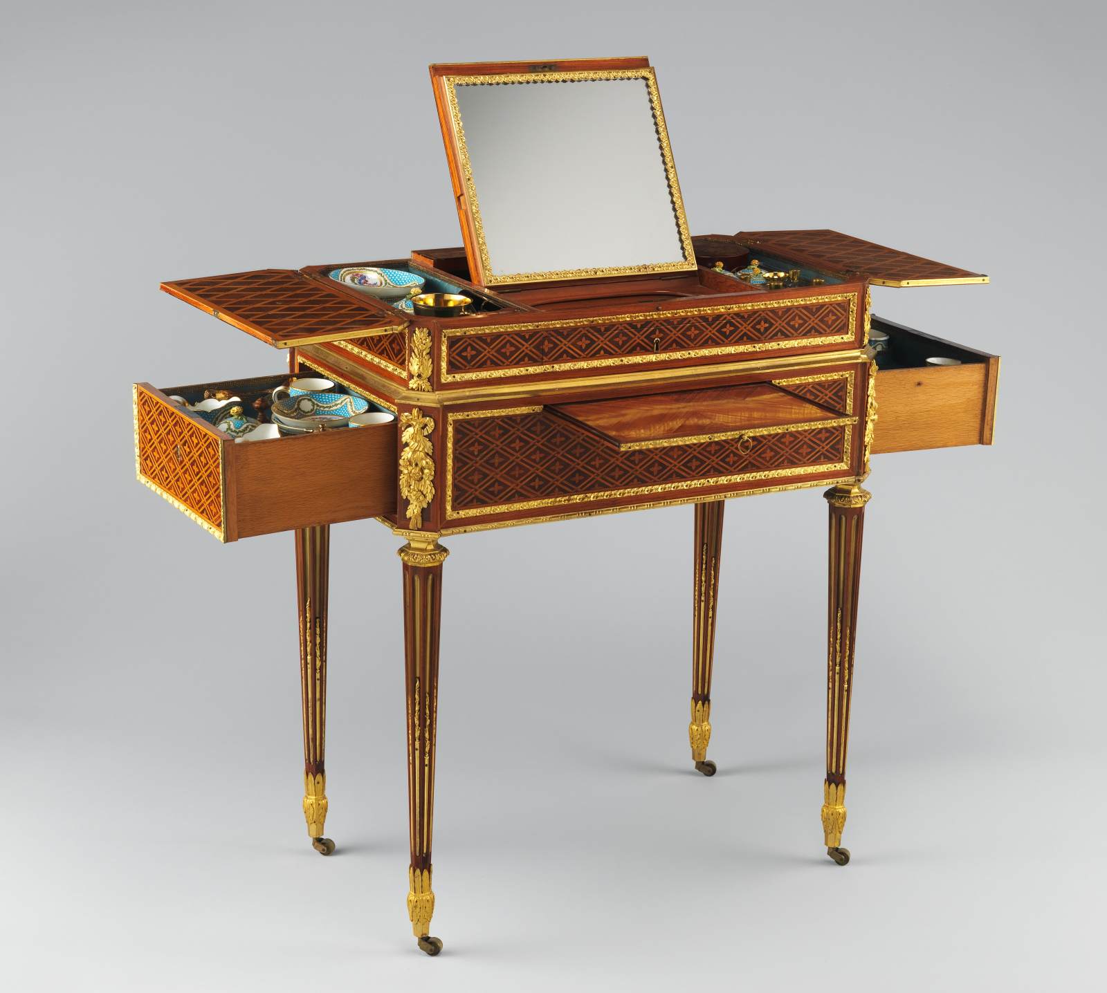 Combination table by CARLIN, Martin