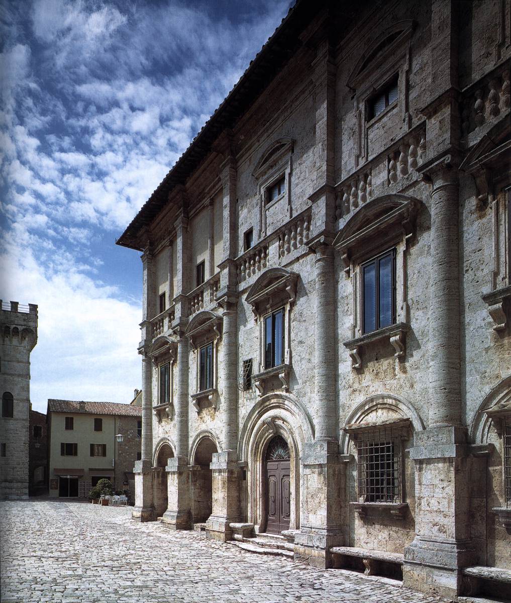 Palazzo Nobili Tarugi: Façade by