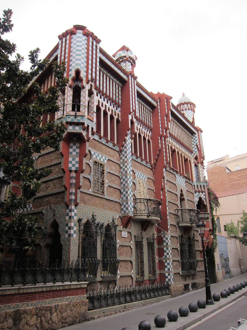 Casa Vicens: exterior view by