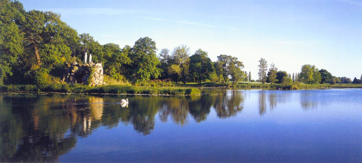 View of the park by ERDMANNSDORFF, Friedrich Wilhelm von