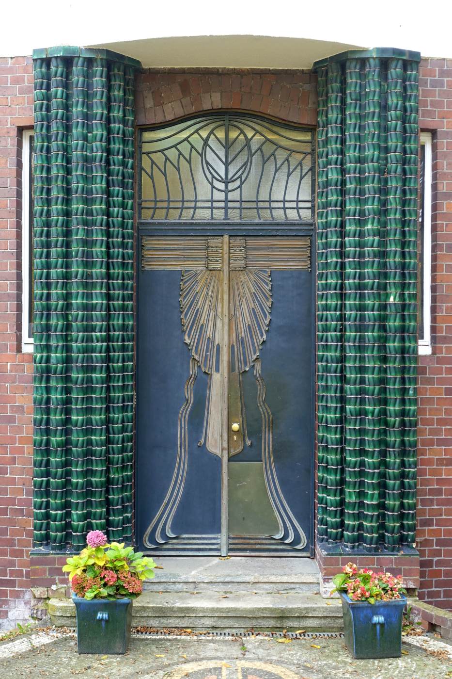 Haus Behrens: entrance door by BEHRENS, Peter