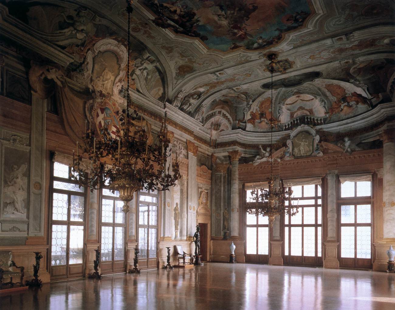 Ca' Rezzonico: Ballroom by