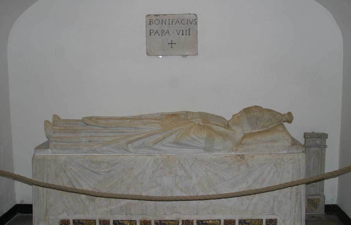 Tomb of Boniface VIII by ARNOLFO DI CAMBIO