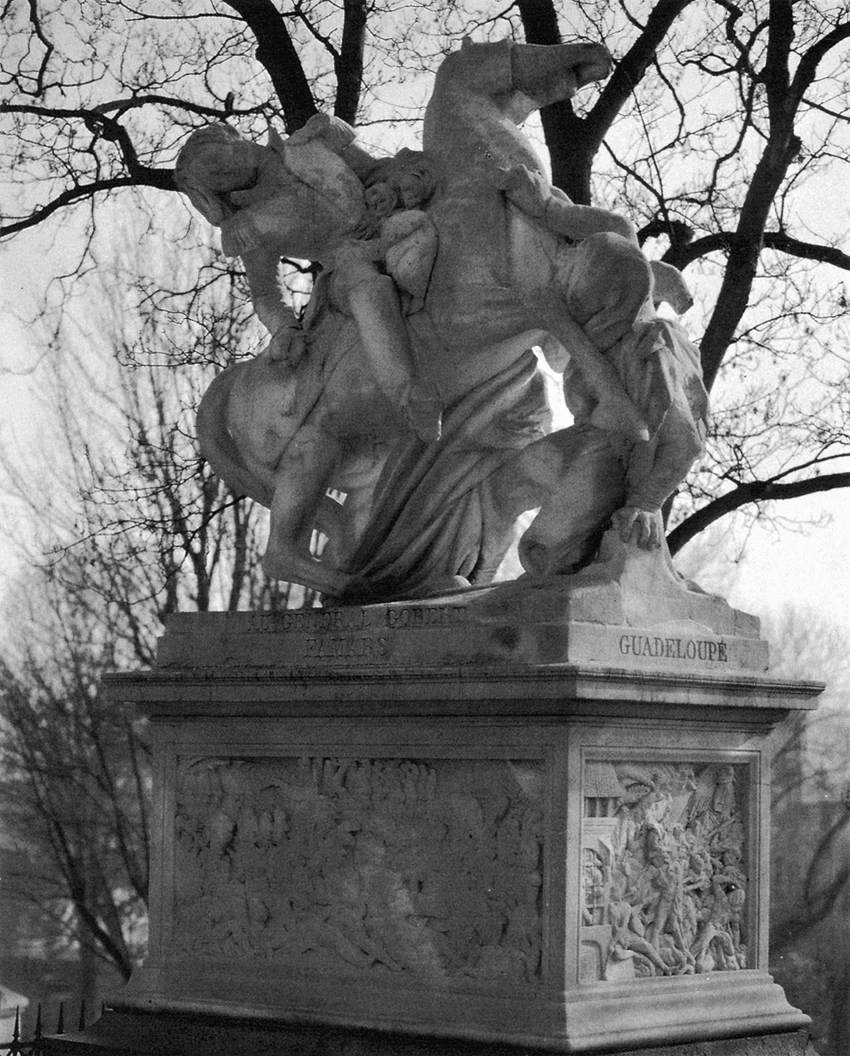 Monument to General Gobert by