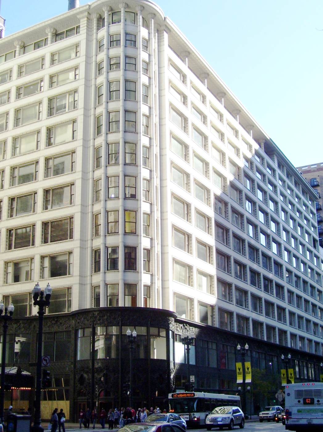 Carson, Pirie, Scott & Company Building by SULLIVAN, Louis Henry