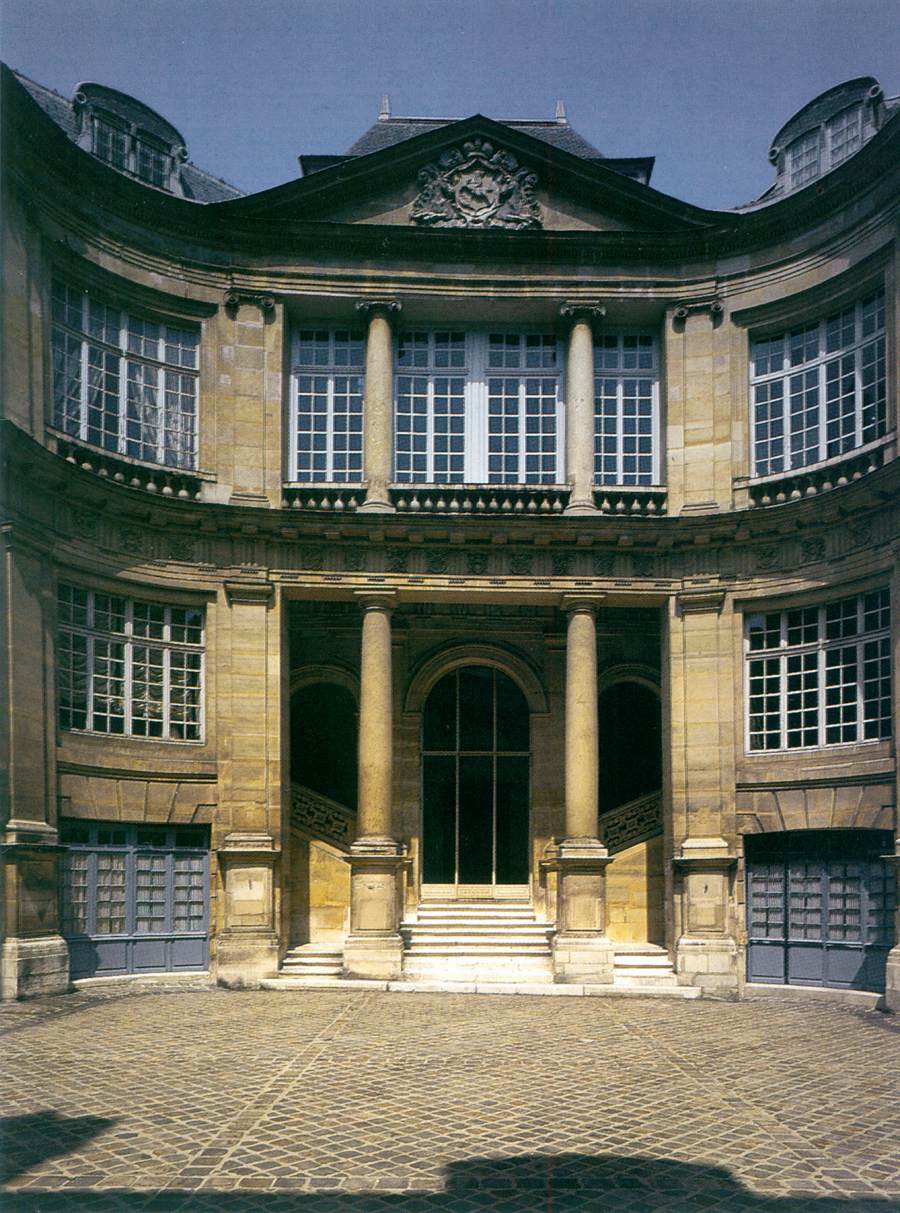 Exterior view by LE VAU, Louis