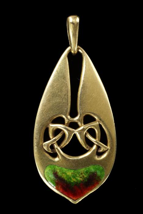 Pendant by KNOX, Archibald