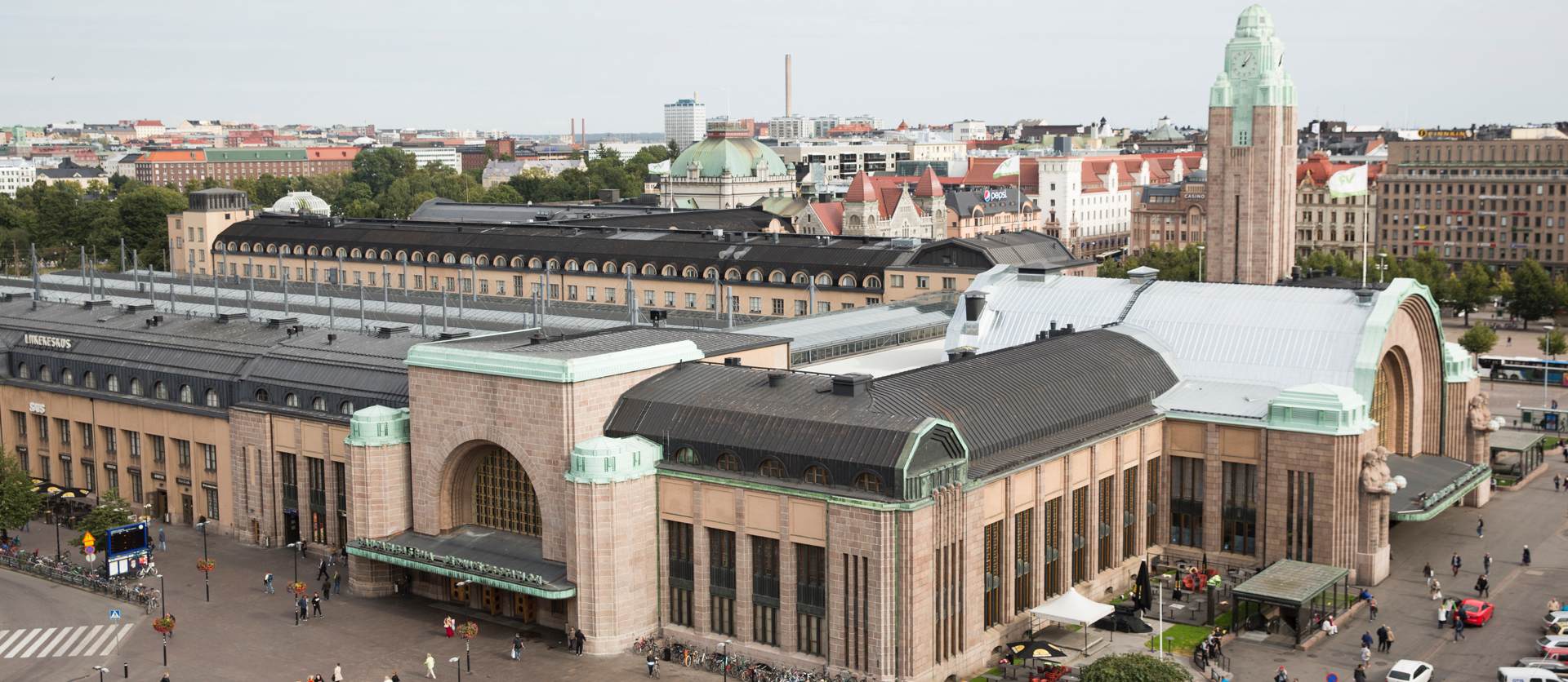 Central Railway Station: general view by SAARINEN, Eliel