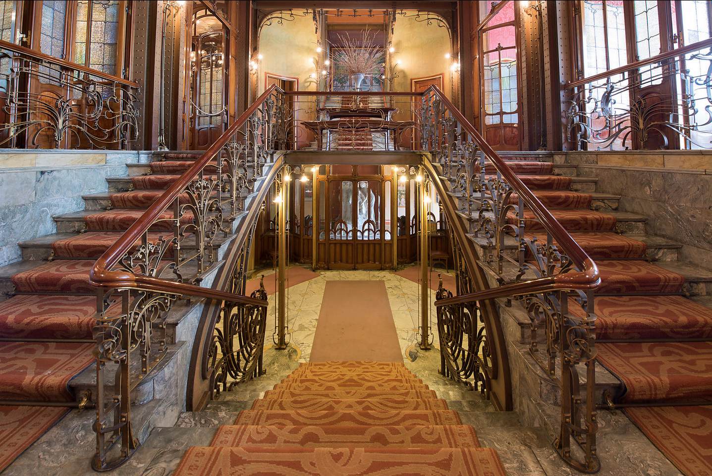 Hôtel Solvay: entrance hall by