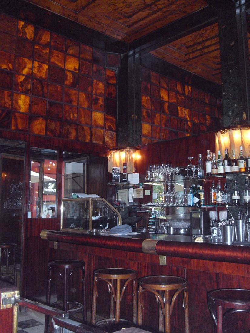 The American Bar: interior by LOOS, Adolf