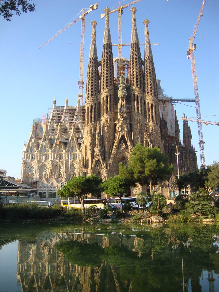 La Sagrada Familia: Nativity façade by GAUDÍ, Antoni