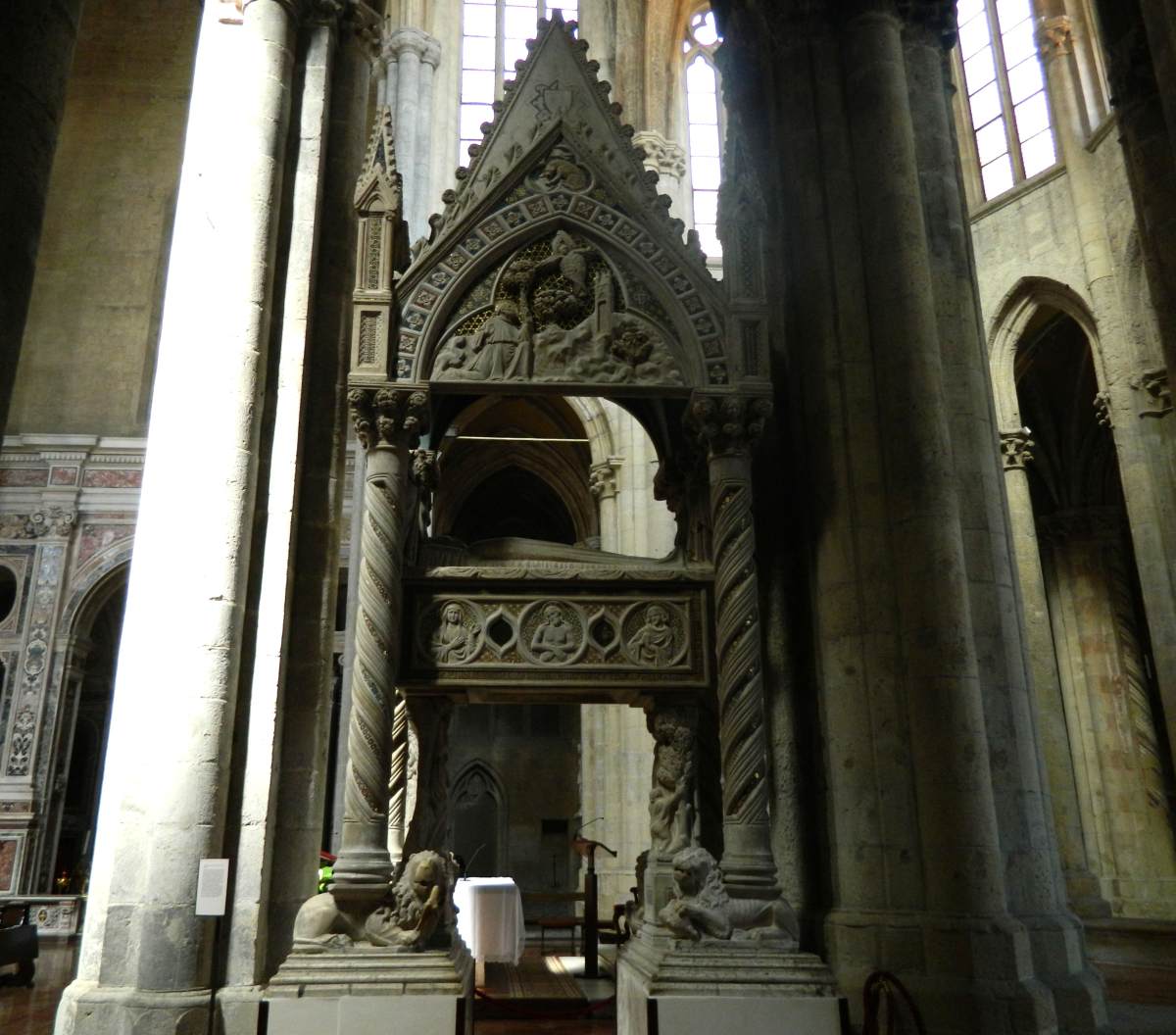 Tomb of Catherine of Austria by TINO DI CAMAINO