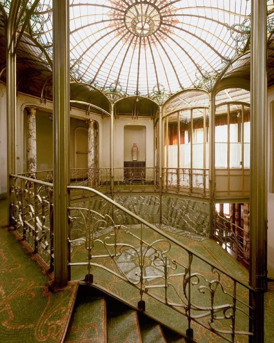 Hôtel van Eetvelde: main hall by HORTA, Victor