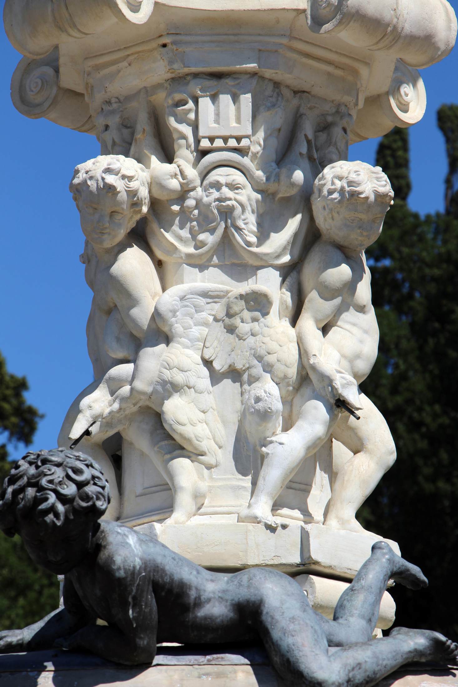 Fountain of Hercules and Antaeus (detail) by TRIBOLO, Niccolò