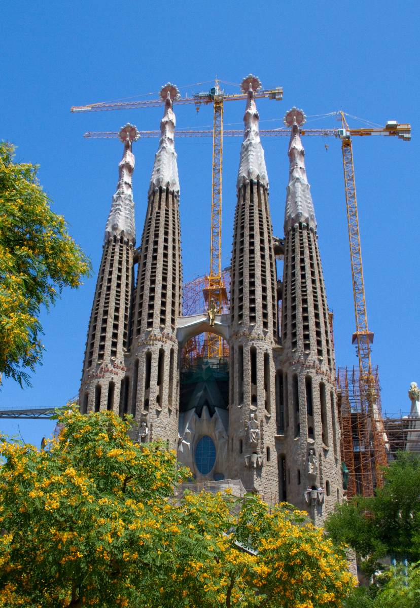 La Sagrada Familia: towers by