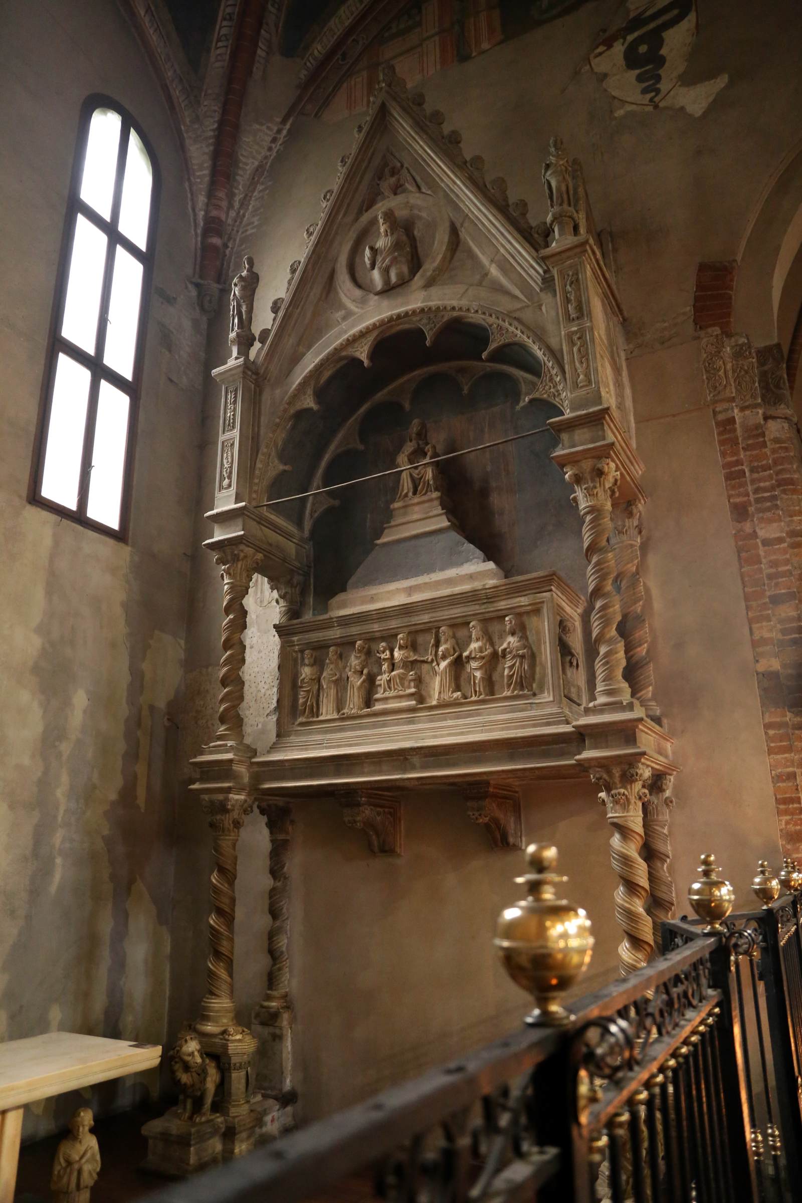 Tomb of Stefano and Valentina Visconti by