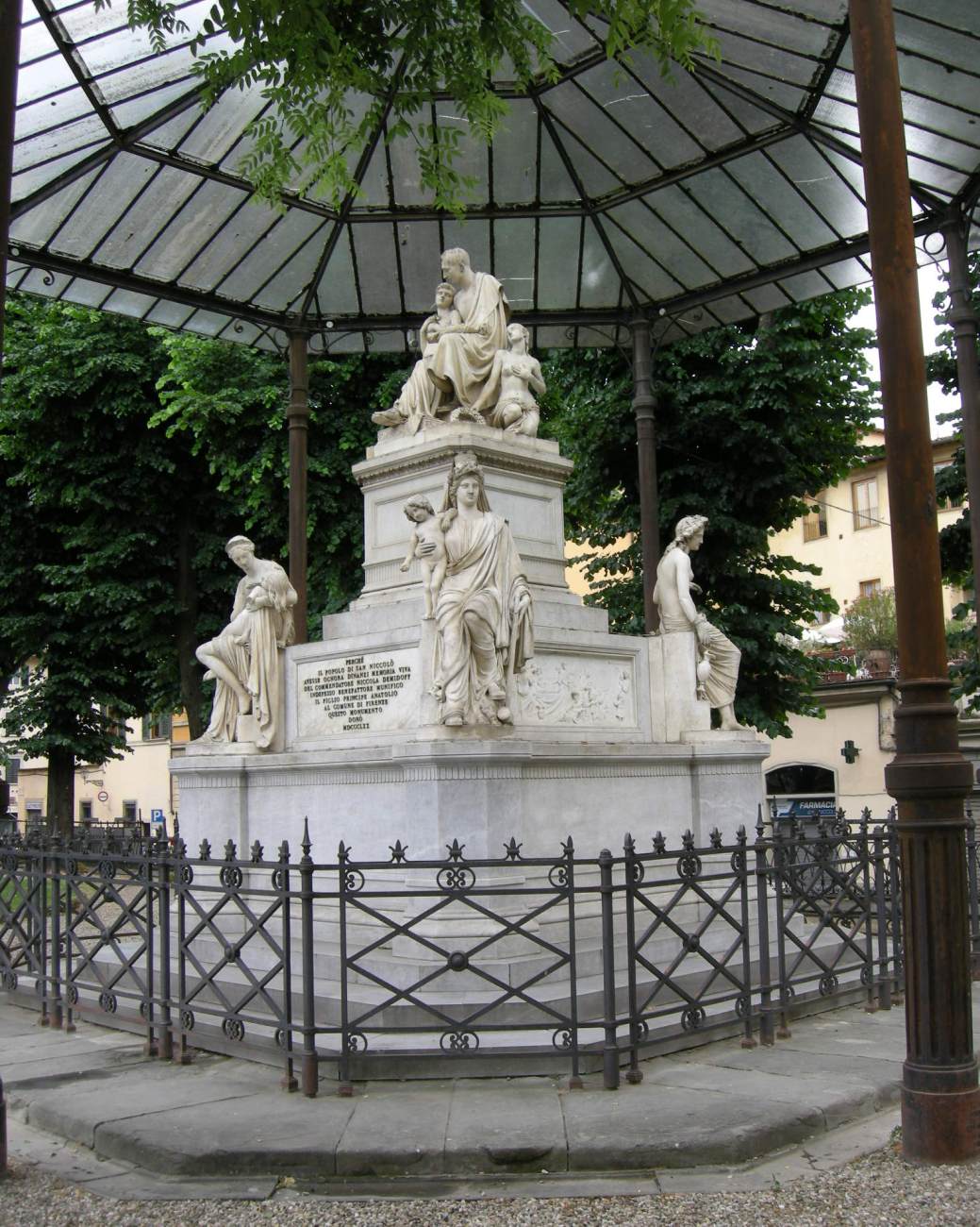 Monument to Nicolai Demidov by