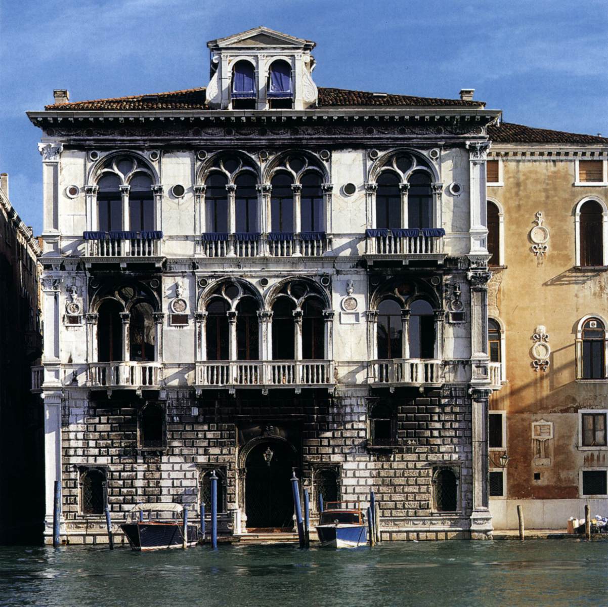 Palazzo Corner Spinelli: Façade by