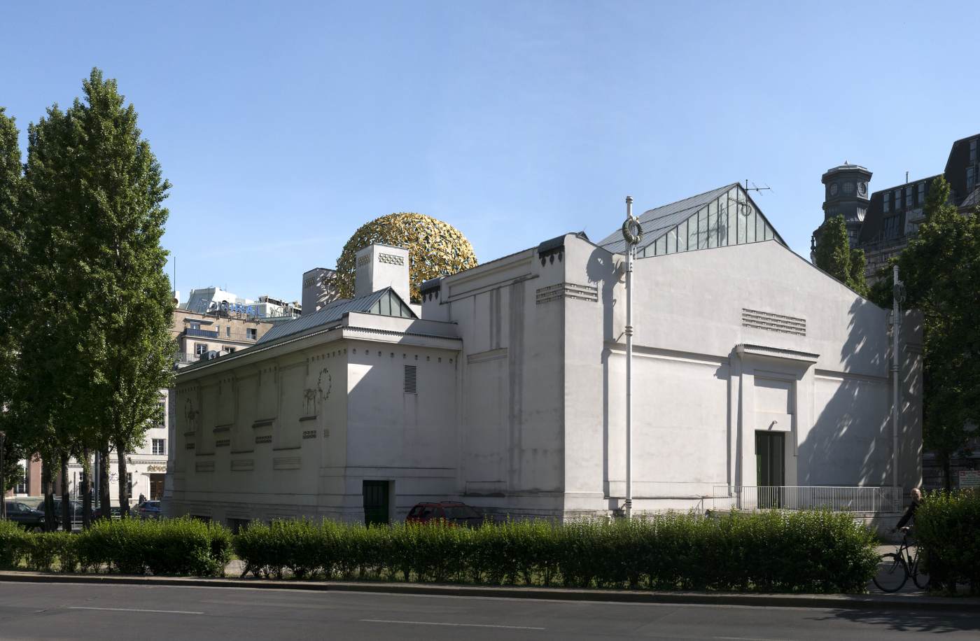 Secession Building: back view by