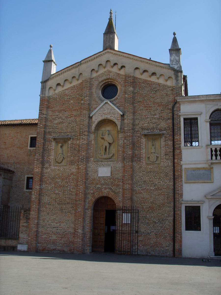 Façade of the Oratory by ALTICHIERO da Zevio