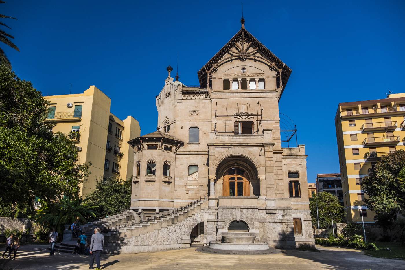 Villino Florio: Exterior view by BASILE, Ernesto