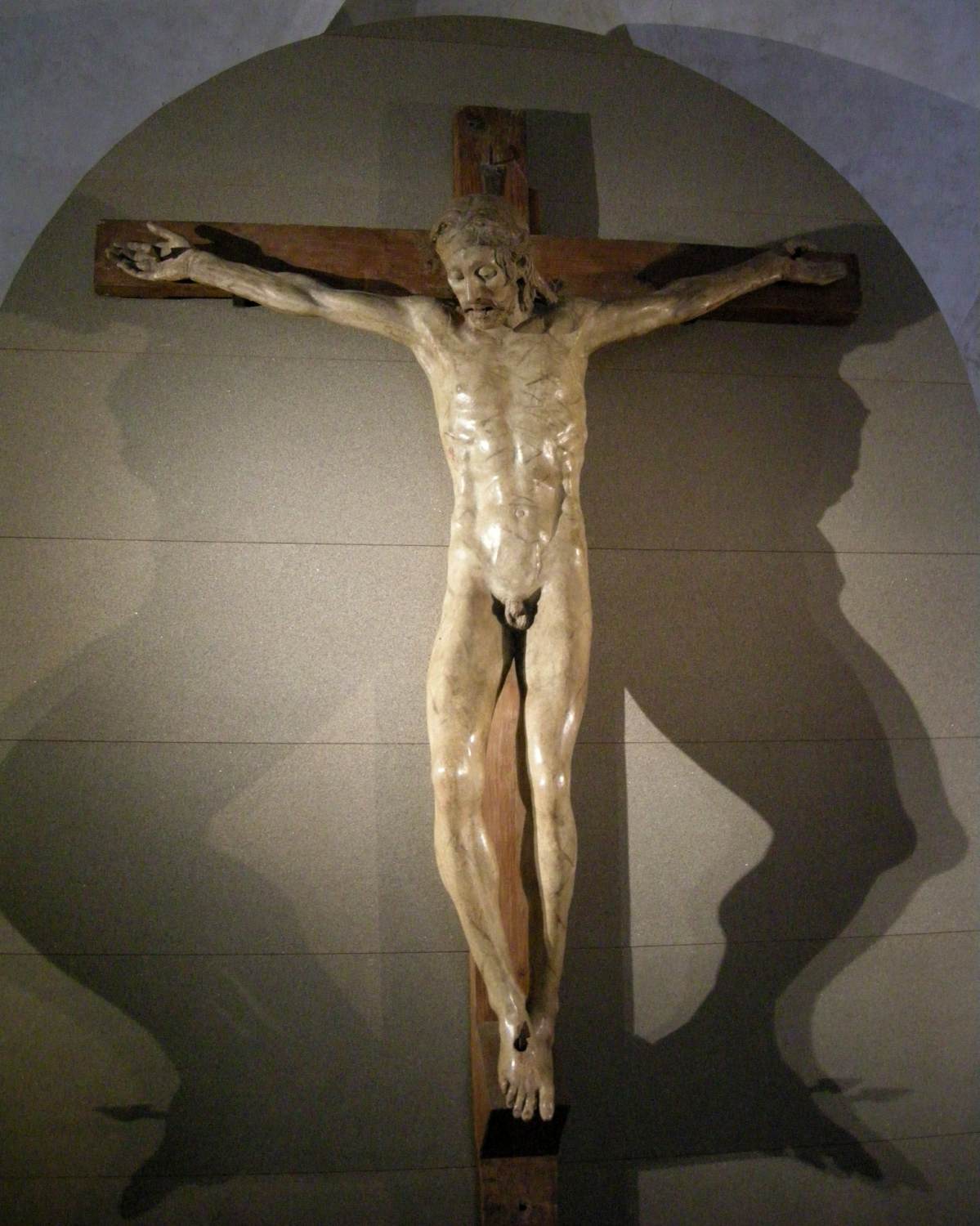 Crucifix by DESIDERIO DA SETTIGNANO