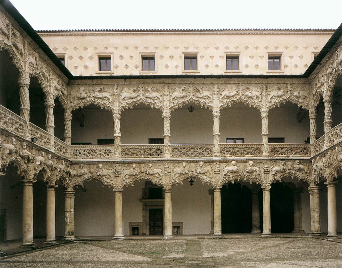 View of the courtyard by GUAS, Juan