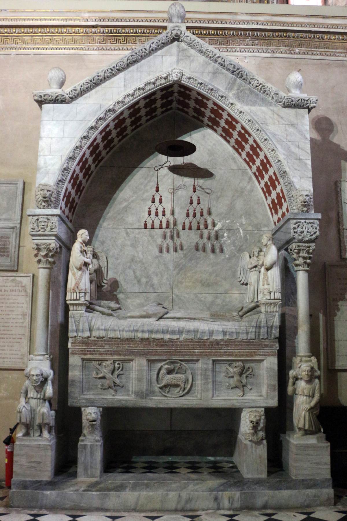 Tomb of Cardinal Guglielmo Longhi by