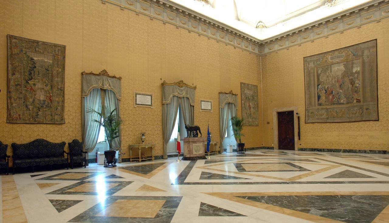 Palazzo Montecitorio: interior by