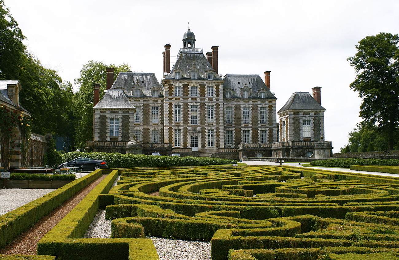 Exterior view by MANSART, François